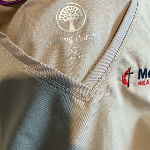 Scrub top - Picture 2 of 2